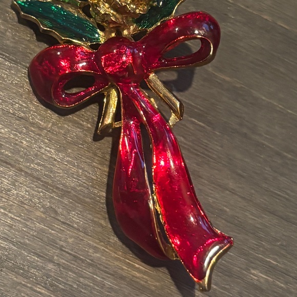 Vintage Gold and Red Bow Holiday Brooch - Picture 7 of 9